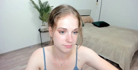 jul jul jul beau modèle image