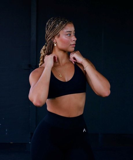 The Learmann Twins jolie actrice archive