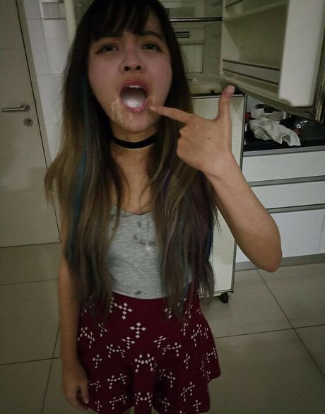 Le Josette star du porno de haute qualité galeries