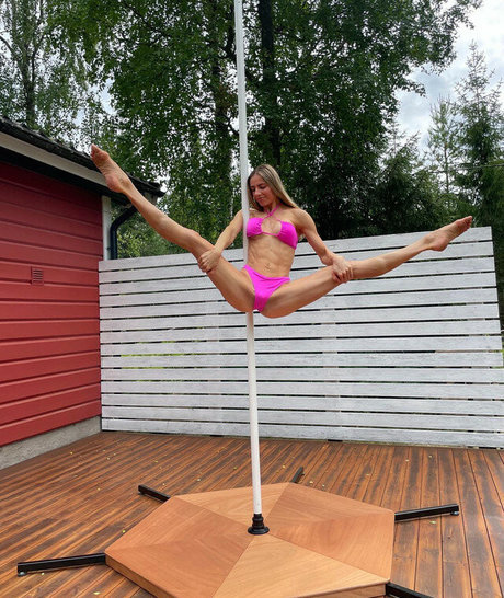 bang uniquementfans belle définition galeries