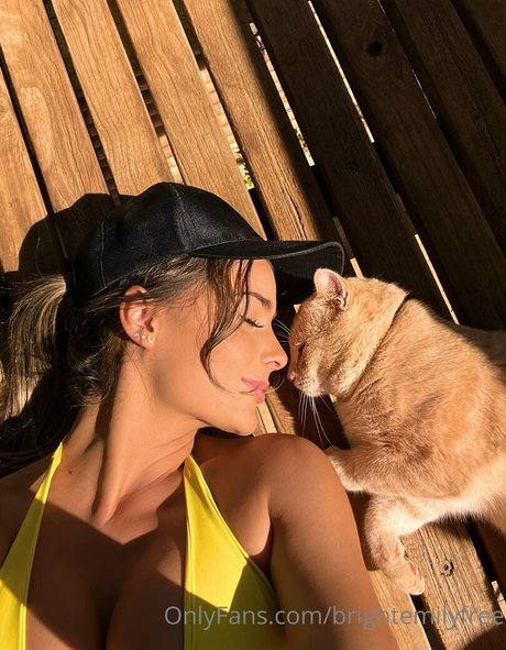 brightemilyfree modèle hd img