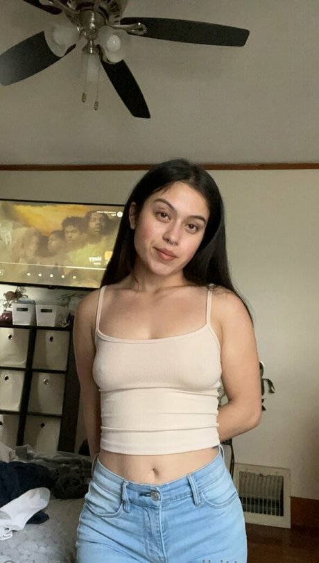 smolkittymeow modèle érotique image