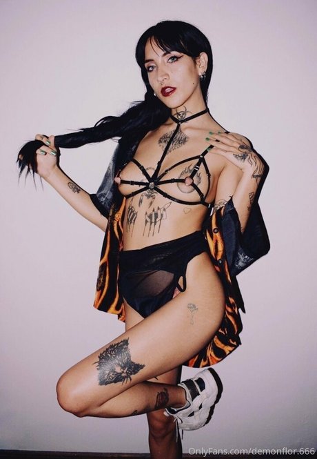 plage seins nus onlyfans hd gratuit photos