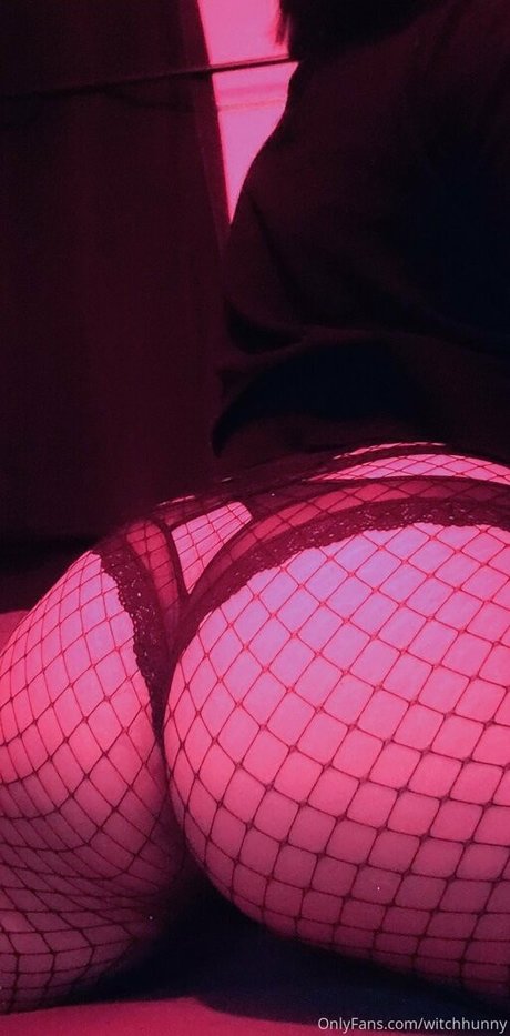 witchhunny actrice parfaite galeries