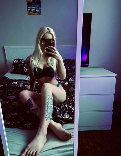 sarah21212121 modèle chaud archive