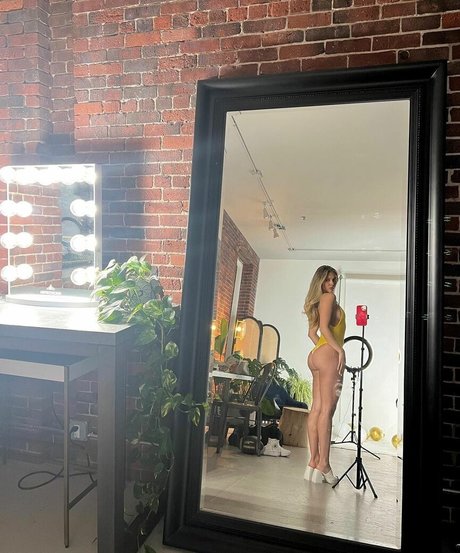 Mariel Alverez Fernandez star du porno hd image