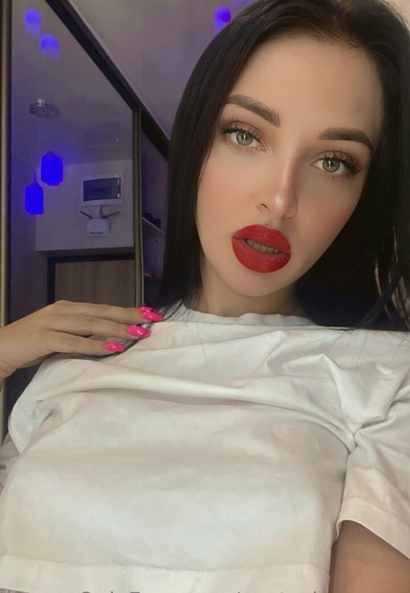 nasty brunette star érotique archive