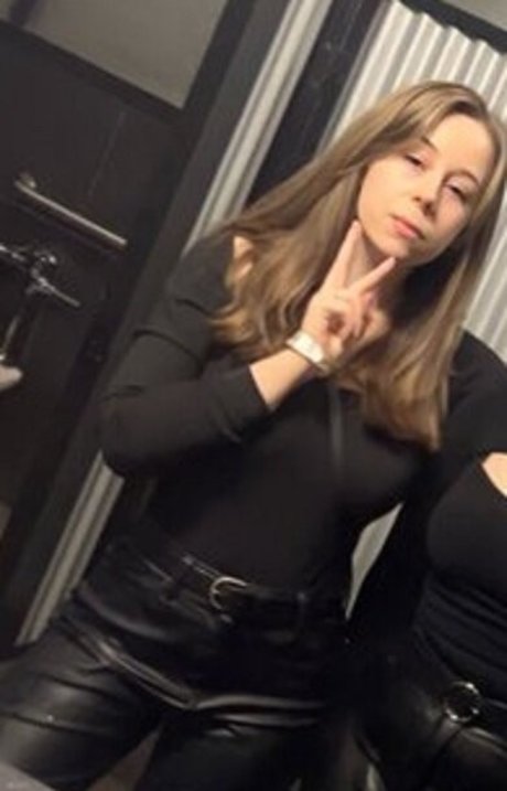 actuallyalisa actrice de sexe galerie