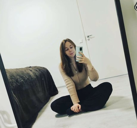 actuallyalisa actrice érotique archive