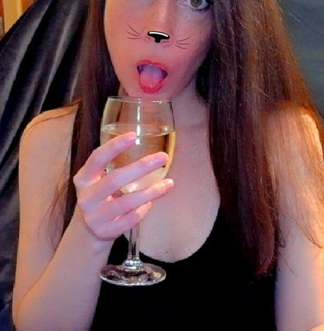 Molly Nova star pornographique collection