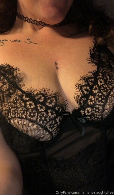 mama is naughtyfree modèle parfait collection