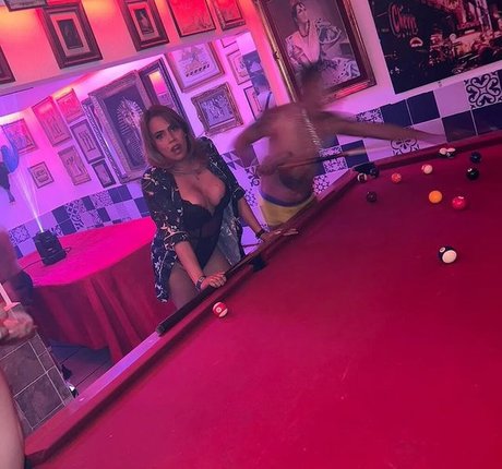 Gevana Ocadiz étoile nue collection