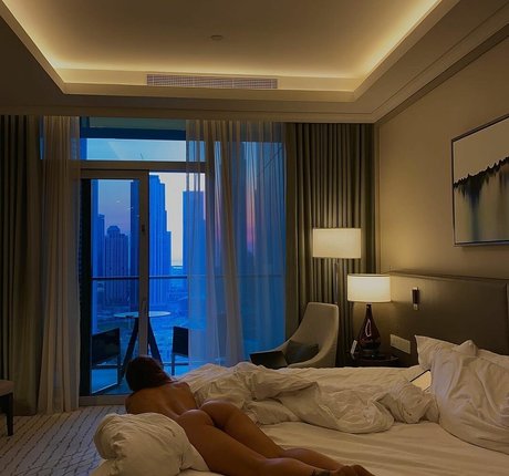 StasisMur étoile érotique galerie