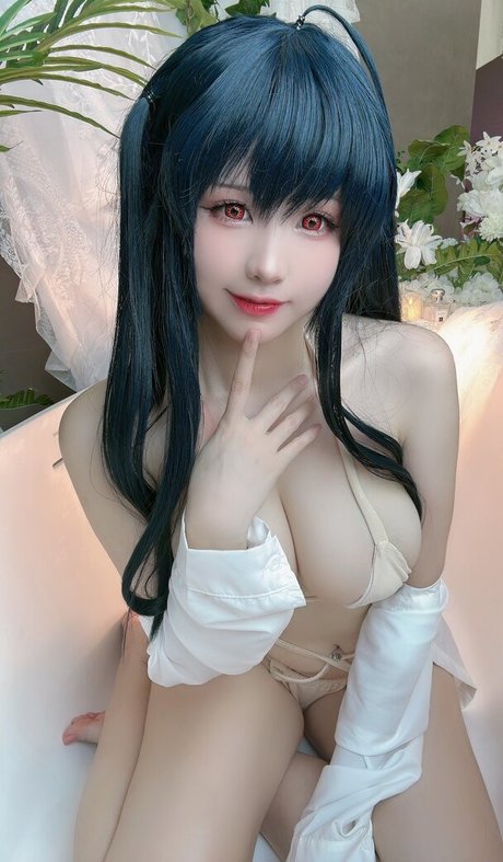 Mikomikoww modèle sexy photo
