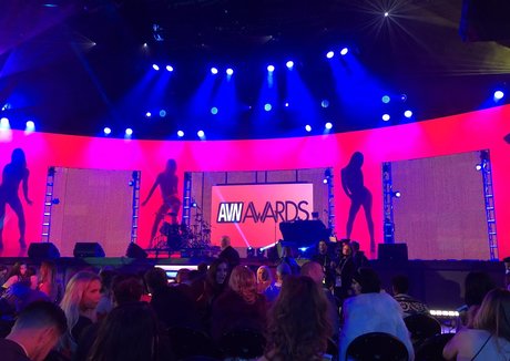 ava austen haut étoile archive