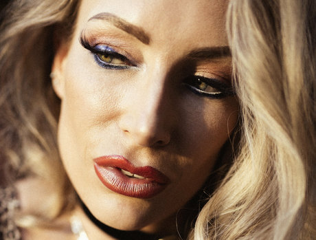 ava austen modèle sexy image