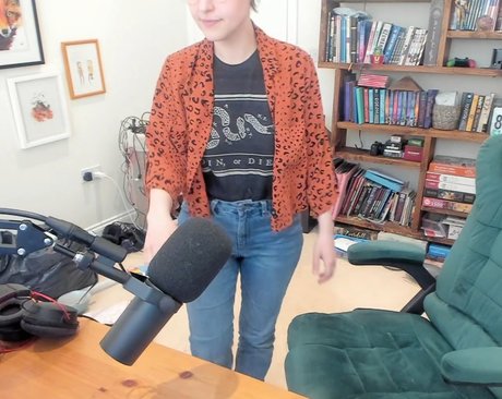 chaton courbé onlyfans sexe de haute qualité img