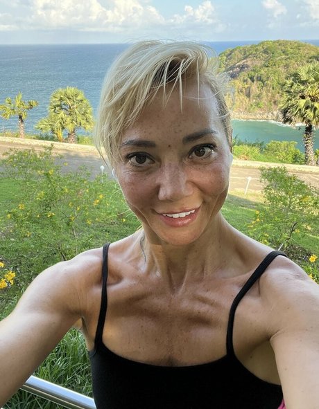 sexe lesbien onlyfans art exclusif archive