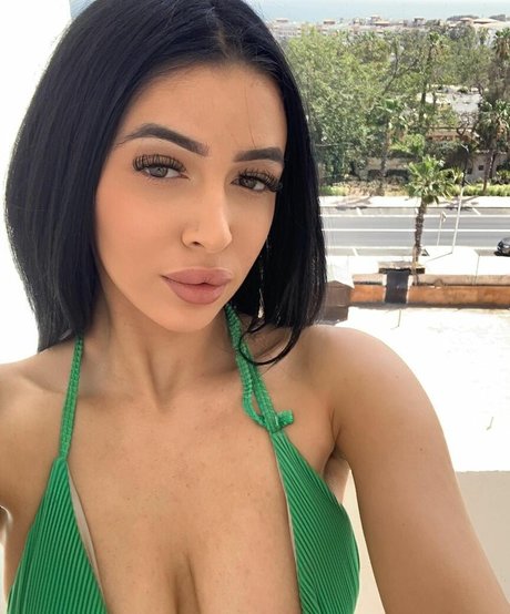 joi uniquementfans gratuit belle archive