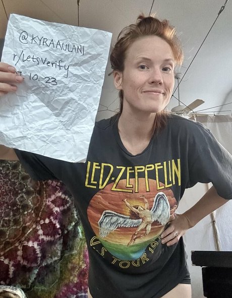 Skyra Fox actrice chaude img