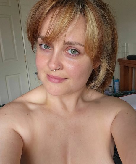 constanceflame actrice pornographique des photos