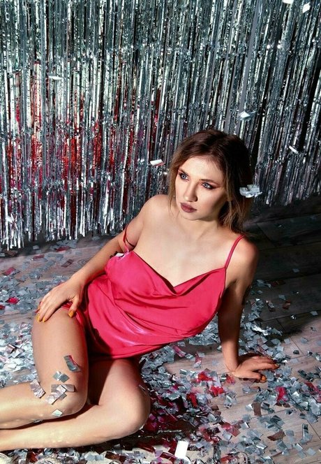 naskusia art star du porno collection