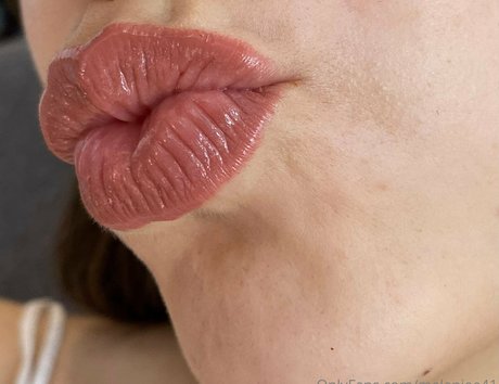 sexe asiatique onlyfans très chaud photo