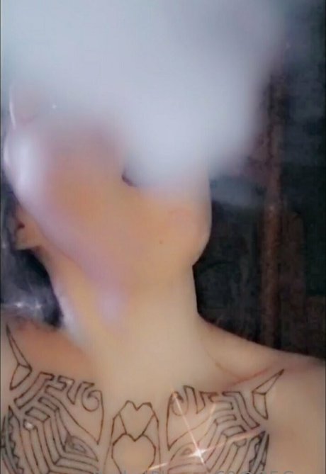 bbw épais uniquementfans nu sympa image