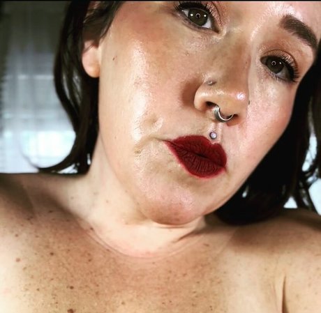 visage blond uniquementfans sexe gratuit archive