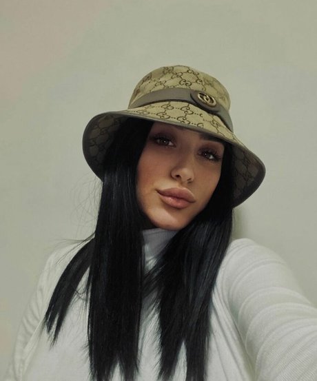 Rita Senatore art star du porno photo