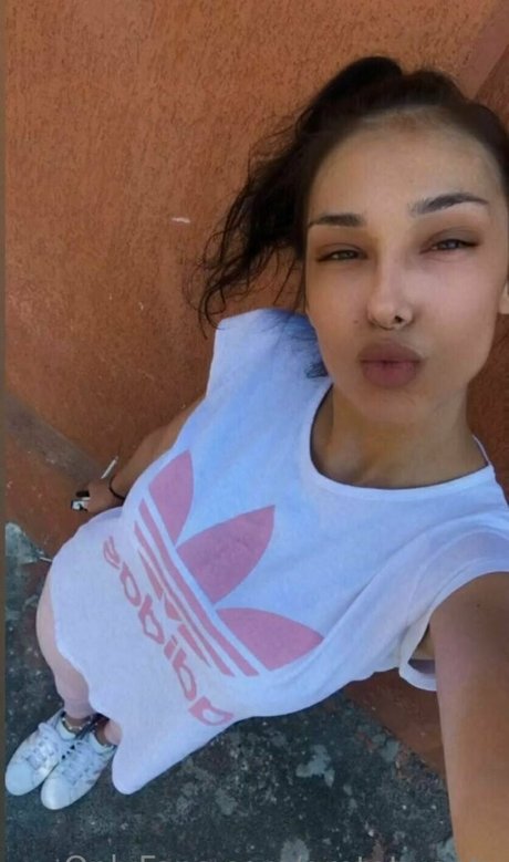 gretatwenty actrice exclusive des photos