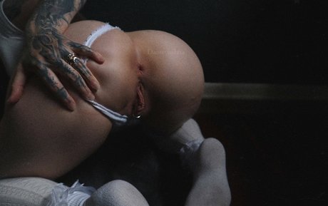 Dametualma nus de stars du porno galeries