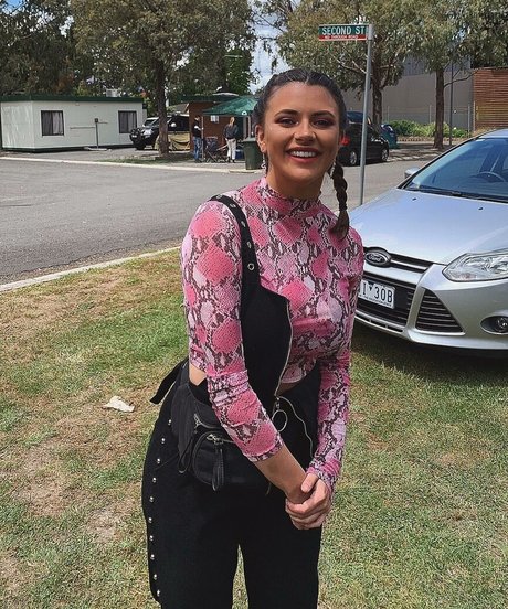 Bec Danaher actrice hd galerie