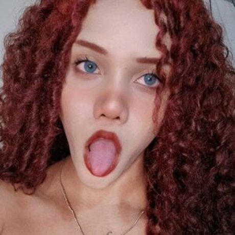 Angelinanpinelaa modèle artistique archive