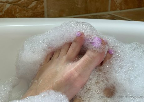 flirtypaws star du porno galerie