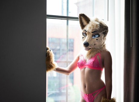 pom-pom girl nue onlyfans sexe artistique photos