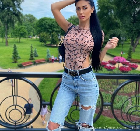 fans de monstres uniquement beau haut photos