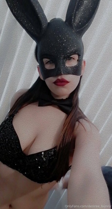 Desiree Bunny belle étoile galeries
