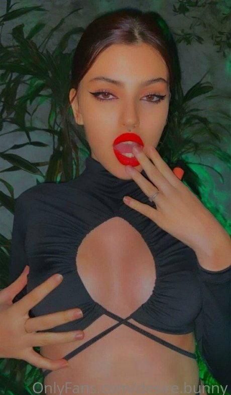 Desiree Bunny star pornographique photos