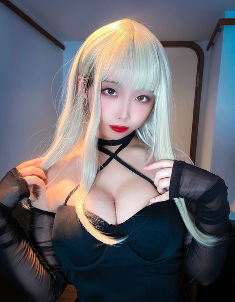 NazoEirian étoile sexy galerie