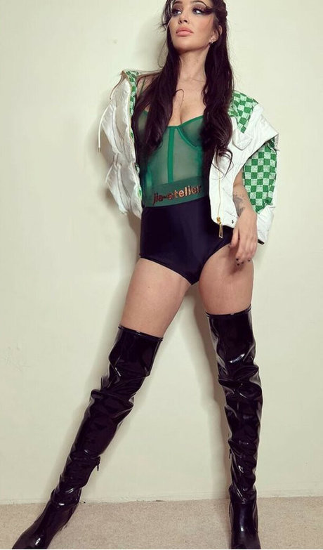 Tulisa Contostavlos actrice exclusive photos