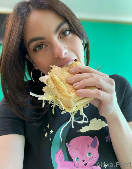 alexapearl star du porno nue photo