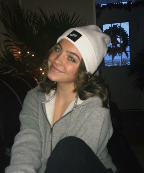 Emmie Garver actrice hd img