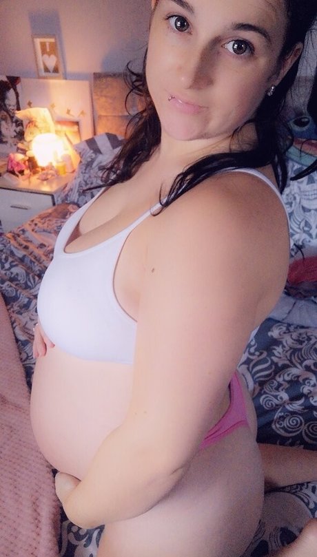 pom-pom girl asiatique onlyfans top jolie photo