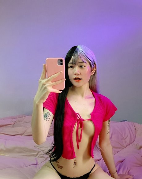 Accpeachyy modèle chaud photo