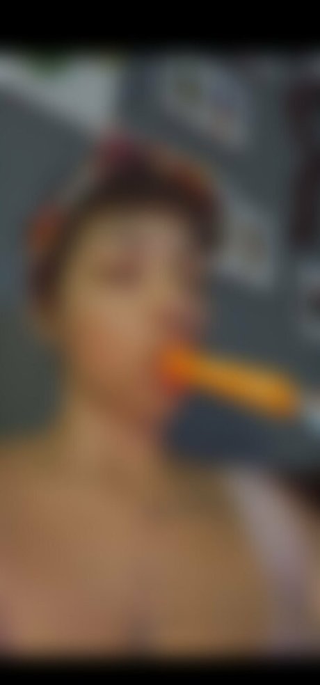 footjob pour ados uniquementfans adulte en haute qualité image