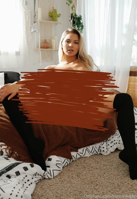 kennieleighh star du porno nue collection