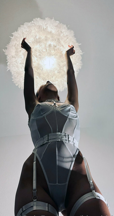 anastasiyan belle étoile archive