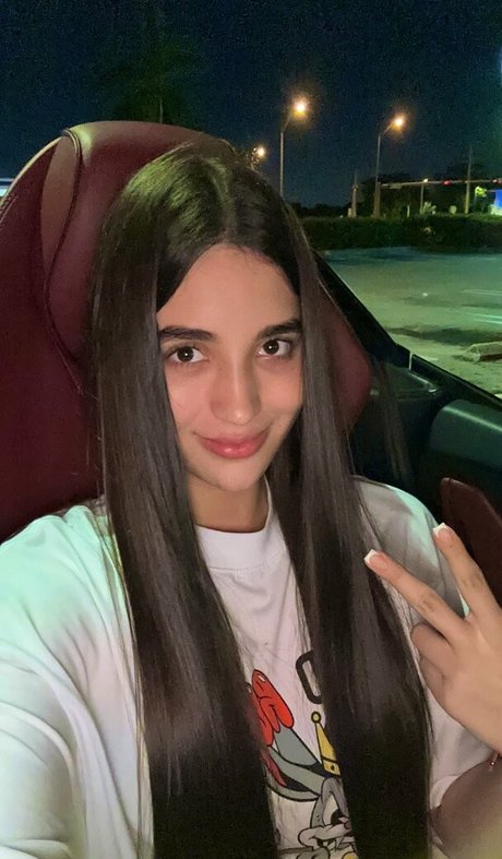 Saray Guzman art star du porno photo