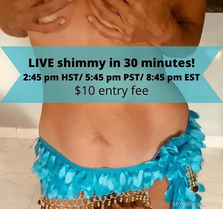 blonde aux gros seins onlyfans bel art archive